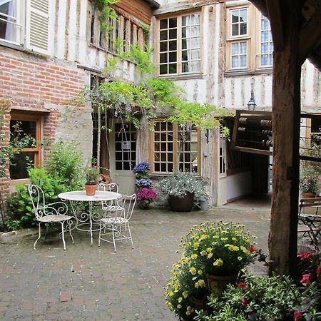 Chambres D'Hotes A L'Ecole Buissonniere Honfleur Exteriör bild